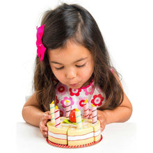 Load image into Gallery viewer, Le Toy Van Honeybake Collection - Vanilla Birthday Cake - Q&#39;s Collection
